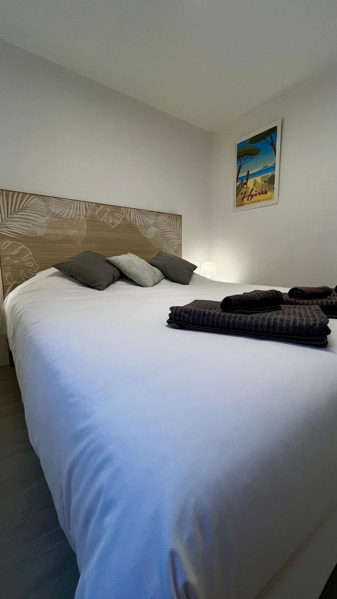 Vacances Arbanaises - Appartements Giens Hyères Exterior foto